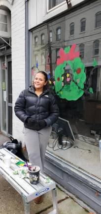 Chester students paint the town for the holidays