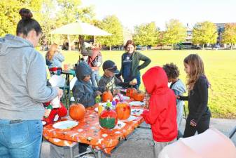 <b>PM1 Children paint pumpkins at Norwescap’s Fall Frolic in the Park on Thursday, Oct. 10 at Sussex County Community College in Newton. (Photos by Maria Kovic)</b>