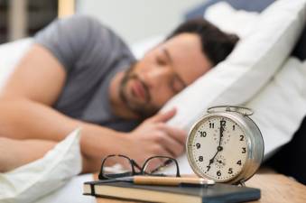 Catching up on sleep on weekends may lower heart disease risk by up to 20%