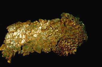 One of many gold specimens stolen from the Sterling Hill Mining Museum in Ogdensburg, NJ.