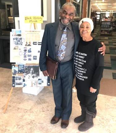 Actor G. Oliver King with local artist Phyllis Hunter.