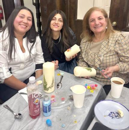 Chabad Goshen holds women’s Chanukah event