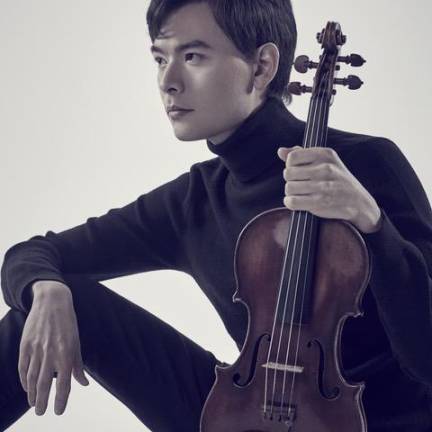 Violinist Stefan Jackiw