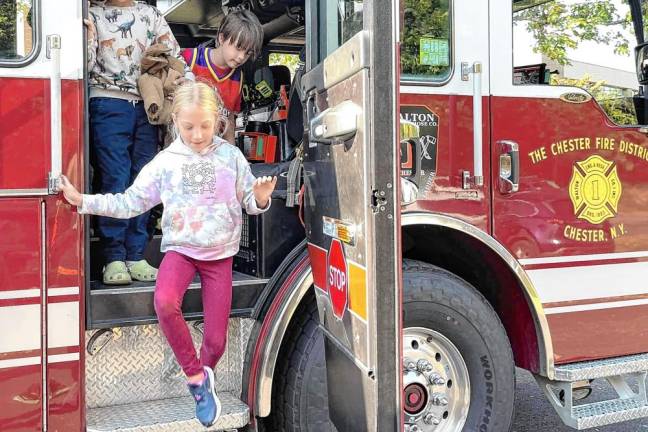 Chester students learn about fire safety