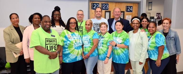 DMV Commissioner Mark Schroeder joined representatives from the state Department of Health and Donate Life NYS, and families of organ donors and recipients to mark this organ donation registry milestone.