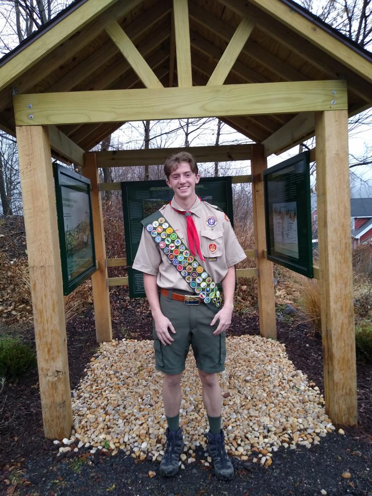Man overcomes obstacles to lead Boy Scout troop